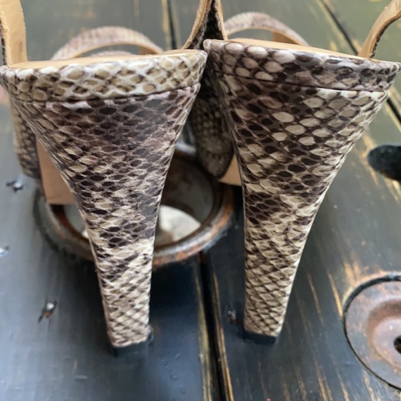 Stuart Weitzman Snakeskin Platform Peeptoe Heels - Picture 6 of 9